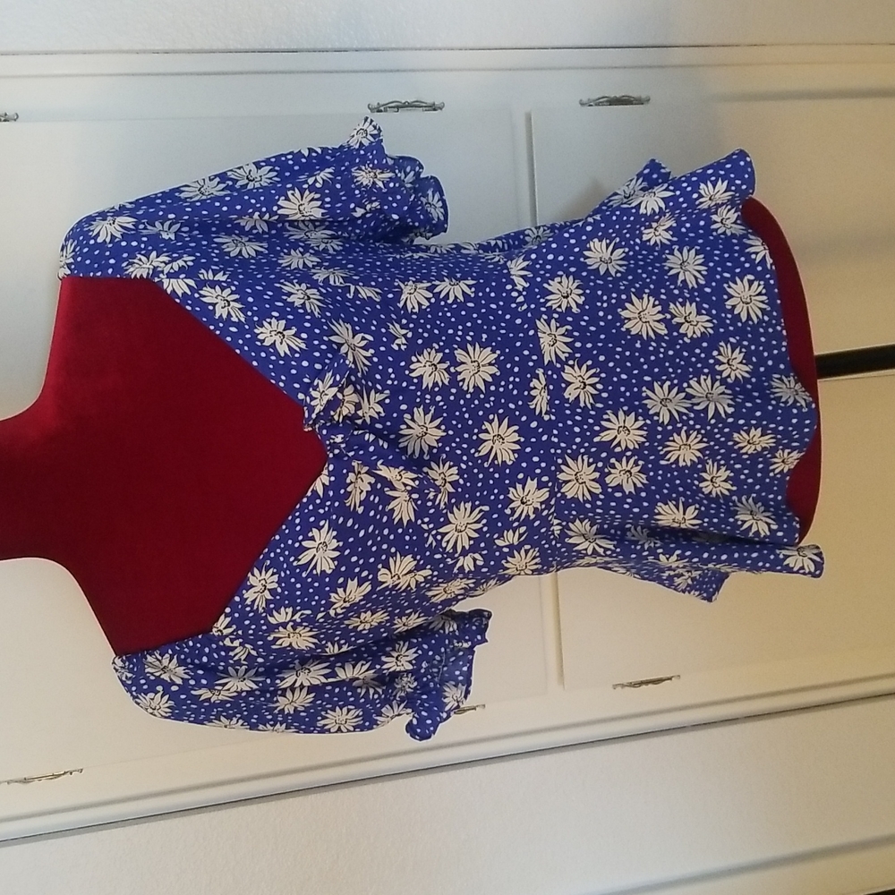 SEXY BLOUSE...